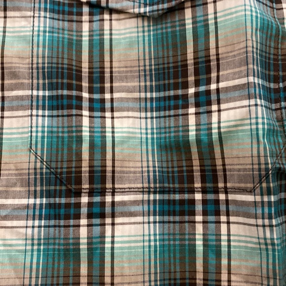 Mens 2xl cinch button down. (12/4) - Picture 4 of 4